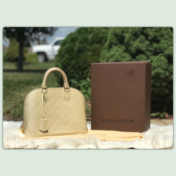 Louis Vuitton Handbags - Louis Vuitton Vernis Alma PM bag